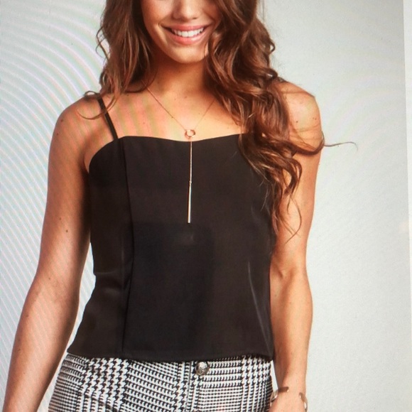 2 Pieces Tank Tops - Picture 3 of 8